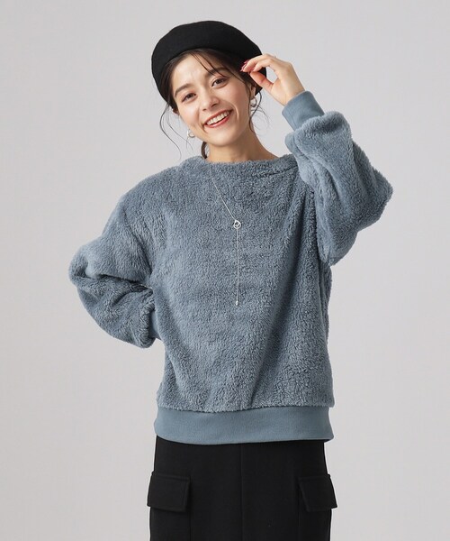 DRESKIP（ドレスキップ）の「◆ふわふわもこもこリブ切替ボアトップス（Tシャツ/カットソー・レディース・オフホワイト/ブルー/ベージュ/ピンク系・02/03/04）」の3枚目の写真