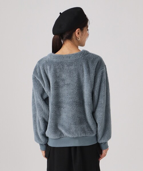 DRESKIP（ドレスキップ）の「◆ふわふわもこもこリブ切替ボアトップス（Tシャツ/カットソー・レディース・オフホワイト/ブルー/ベージュ/ピンク系・02/03/04）」の16枚目の写真