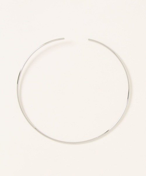 iso（イソ）の「シンプルメタルチョーカーネックレス/ネックカフ（チョーカー・レディース・シルバー/ゴールド・FREE）」の9枚目の写真