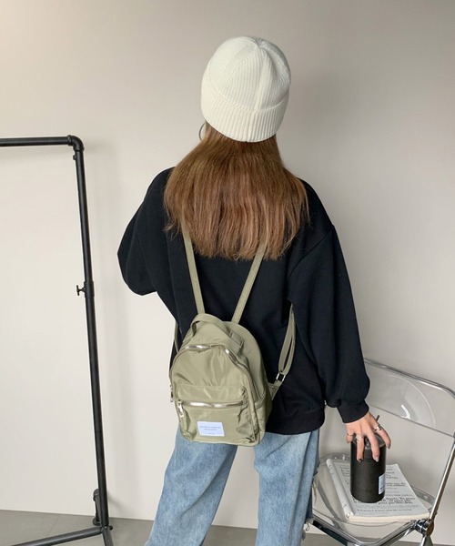 non-hedge(ノンヘッジ)の「ワッペンリュックサック(バックパック/リュック・レディース・グレー/ブラック/カーキ・FREE)」の7枚目の写真