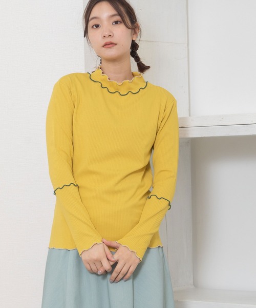 POU DOU DOU（プードゥドゥ）の「配色メローテレコトップス（Tシャツ/カットソー・レディース・イエロー/ダークグレー/アイボリー/グリーン・3）」の5枚目の写真