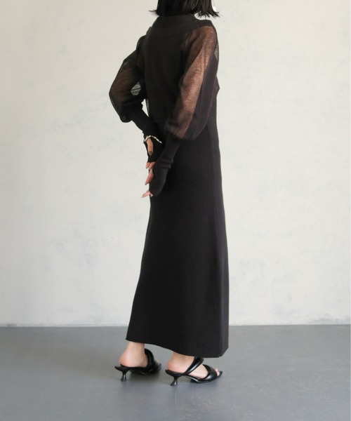 &g'aime(アンジェム)の「【&g'aime】フィンガーホール付カーディガン+ノースリーブニットワンピースセット(2pcs)(ドレス・レディース・グレイッシュベージュ/ブラック/パープル・FREE)」の6枚目の写真