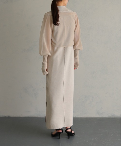 &g'aime(アンジェム)の「【&g'aime】フィンガーホール付カーディガン+ノースリーブニットワンピースセット(2pcs)(ドレス・レディース・グレイッシュベージュ/ブラック/パープル・FREE)」の18枚目の写真