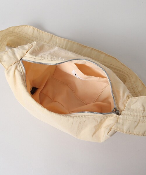 THE SHOP TK （ザ ショップ ティーケー ）の「◆【軽量】シャカシャカムーンショルダーバッグ（ショルダーバッグ・レディース・ベージュ/ブラック/カーキ/イエロー系その他・00）」の15枚目の写真