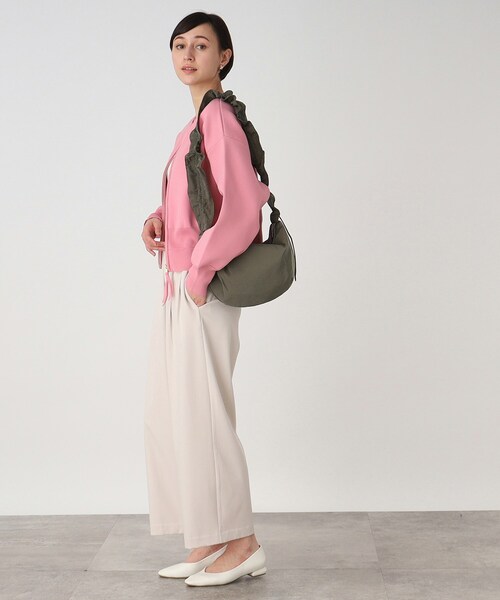 THE SHOP TK （ザ ショップ ティーケー ）の「◆【軽量】シャカシャカムーンショルダーバッグ（ショルダーバッグ・レディース・ベージュ/ブラック/カーキ/イエロー系その他・00）」の9枚目の写真