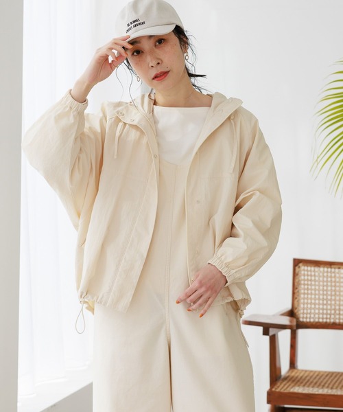 studio CLIP（スタディオクリップ）の「【マシンウォッシャブル/撥水加工】ドルマンスリーブ多機能マウンテンパーカー（マウンテンパーカー・レディース・ベージュ/カーキ/アイボリー/ブラック・FREE）」の5枚目の写真