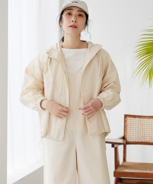 studio CLIP（スタディオクリップ）の「【マシンウォッシャブル/撥水加工】ドルマンスリーブ多機能マウンテンパーカー（マウンテンパーカー・レディース・ベージュ/カーキ/アイボリー/ブラック・FREE）」の8枚目の写真