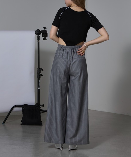 RAY CASSIN（レイカズン）の「サイドラインスラックスパンツ