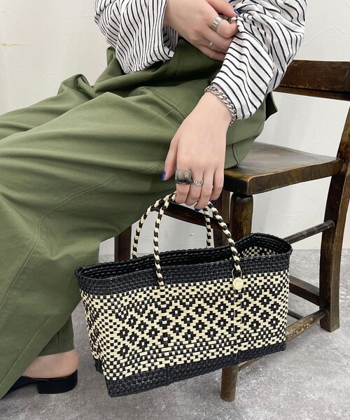 Letra（レトラ）の「【Letra/レトラ】柄編みメルカドバッグ ショートタイプ（かごバッグ・レディース・ブラック系その他/オレンジ系その他/グリーン系その他・FREE）」の8枚目の写真