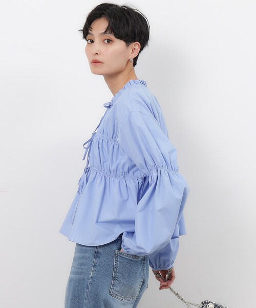 OPAQUE.CLIP（オペークドットクリップ）の「◆シャーリングリボンブラウス【洗濯機洗い可】（シャツ/ブラウス・レディース・ライトブルー/ホワイト/ブラック・38/36）」の12枚目の写真