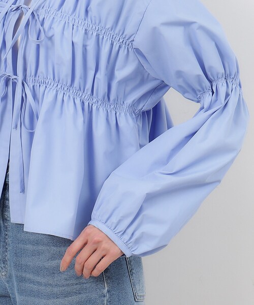 OPAQUE.CLIP（オペークドットクリップ）の「◆シャーリングリボンブラウス【洗濯機洗い可】（シャツ/ブラウス・レディース・ライトブルー/ホワイト/ブラック・38/36）」の20枚目の写真