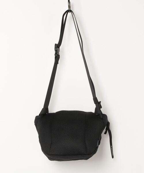 ADAM PATEK(アダムパテック)の「『ADAM PATEK』 nylon mini shoulder bag/ナイロンミニショルダーバッグ(ショルダーバッグ・メンズ・カーキ/ブラック・FREE)」の3枚目の写真