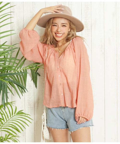 anap mimpi（アナップミンピ）の「シェルボタン Vネック フンワリ 開襟ブラウス（シャツ/ブラウス・レディース・ベージュ/オレンジ/ネイビー・FREE）」の14枚目の写真