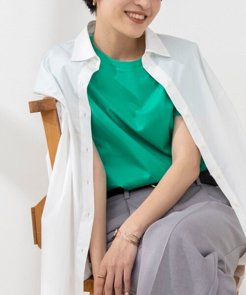 NOLLEY’S（ノーリーズ）の「BASIC 半袖 Tシャツ（Tシャツ/カットソー・レディース・ブラック/グリーン/ベージュ/ベビーピンク/ミント/オフホワイト/チャコールグレー/ブラック系その他/ロイヤルブルー/ピンク/ブラック系その他2・36/38）」の8枚目の写真