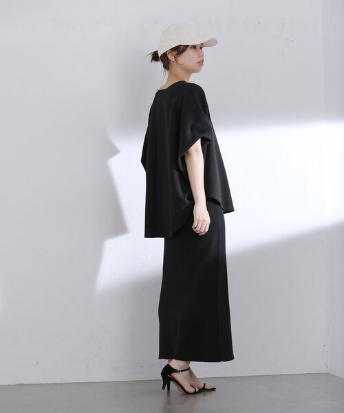 La TOTALITE（ラトータリテ）の「【Munich/ミューニック】double face boucle blouse（シャツ/ブラウス・レディース・ブラック/ホワイト・FREE）」の5枚目の写真