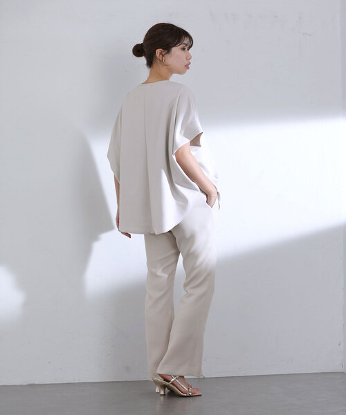 La TOTALITE（ラトータリテ）の「【Munich/ミューニック】double face boucle blouse（シャツ/ブラウス・レディース・ブラック/ホワイト・FREE）」の9枚目の写真