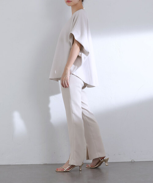 La TOTALITE（ラトータリテ）の「【Munich/ミューニック】double face boucle blouse（シャツ/ブラウス・レディース・ブラック/ホワイト・FREE）」の10枚目の写真