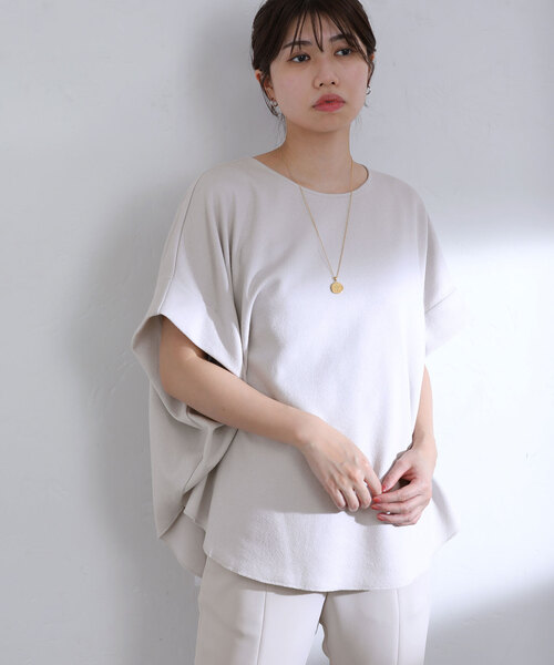 La TOTALITE（ラトータリテ）の「【Munich/ミューニック】double face boucle blouse（シャツ/ブラウス・レディース・ブラック/ホワイト・FREE）」の11枚目の写真