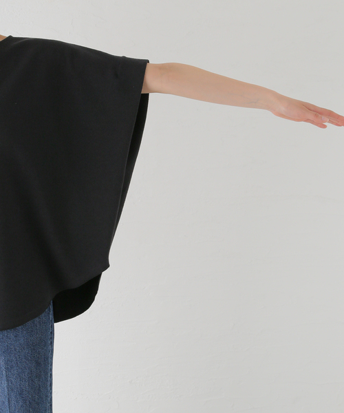 La TOTALITE（ラトータリテ）の「【Munich/ミューニック】double face boucle blouse（シャツ/ブラウス・レディース・ブラック/ホワイト・FREE）」の20枚目の写真