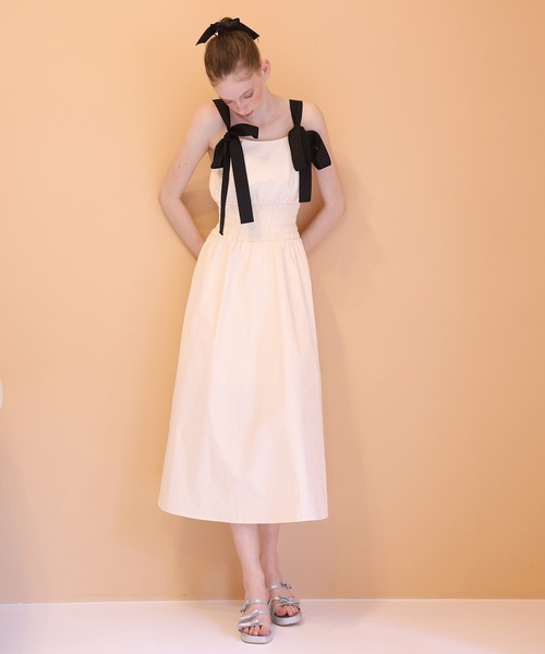 Seemi. byNICECLAUP（ シーミーバイナイスクラップ）の「【Seemi.】肩リボンワンピース（ワンピース・レディース・ブラック/レッド/アイボリー・FREE）」の17枚目の写真