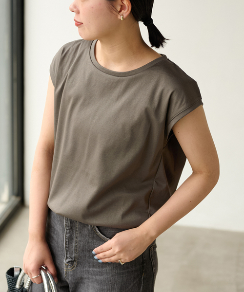 FRAMeWORK(フレームワーク)の「≪追加≫60シルケットスムースノースリーブ(Tシャツ/カットソー・レディース・ホワイト/ブラック/ベージュ/チャコールグレー・FREE)」の7枚目の写真