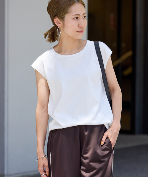 FRAMeWORK(フレームワーク)の「≪追加≫60シルケットスムースノースリーブ(Tシャツ/カットソー・レディース・ホワイト/ブラック/ベージュ/チャコールグレー・FREE)」の12枚目の写真