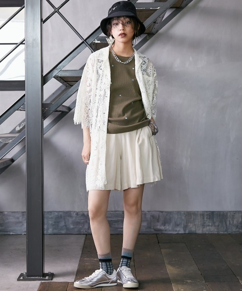 GEVS.(ジェイヴィス)の「 ハート刺しゅうタンクトップ <大きいサイズ有>GEVS.(タンクトップ・レディース・オフホワイト/カーキ/チャコール・M/L/LL/3L/4L/5L)」の8枚目の写真