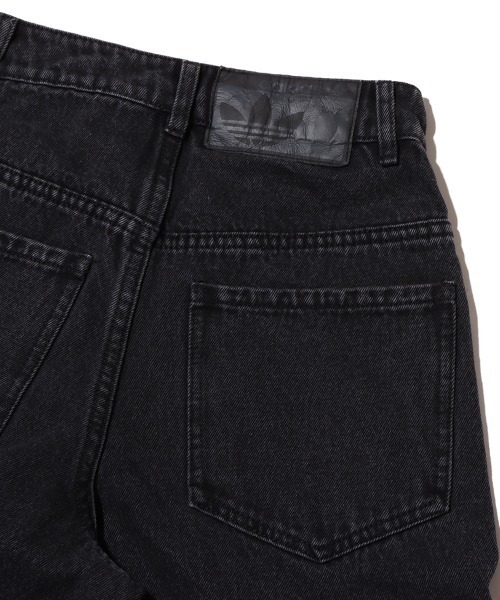 adidas（アディダス）の「adidas DNM CAPRI SHORT / アディダス Adilenium シーズン2 デニムカプリショーツ（デニムパンツ・レディース・ブラック・24inch/25inch/23inch）」の6枚目の写真