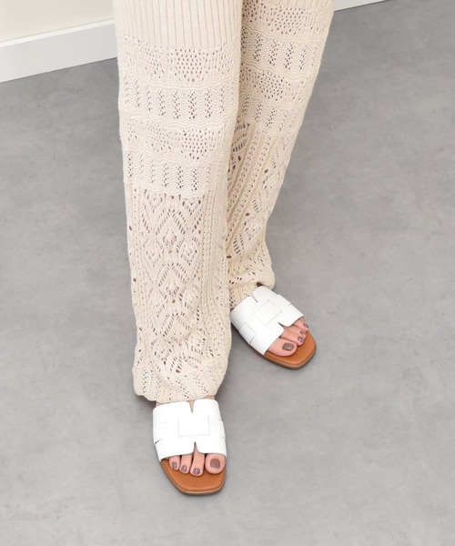 inter-chaussures(インターショシュール)の「【Oh my Sandals】スクエアトウフラットレザーサンダル(E42203)(サンダル・レディース・グリーン/ブラック/ホワイト/シルバー・38/35/36/37/39)」の6枚目の写真