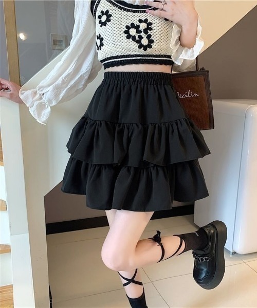 NANEA（ナネア）の「インナーパンツ付きフリルスカート（スカート・レディース・ホワイト/ブラック・フリー）」の22枚目の写真