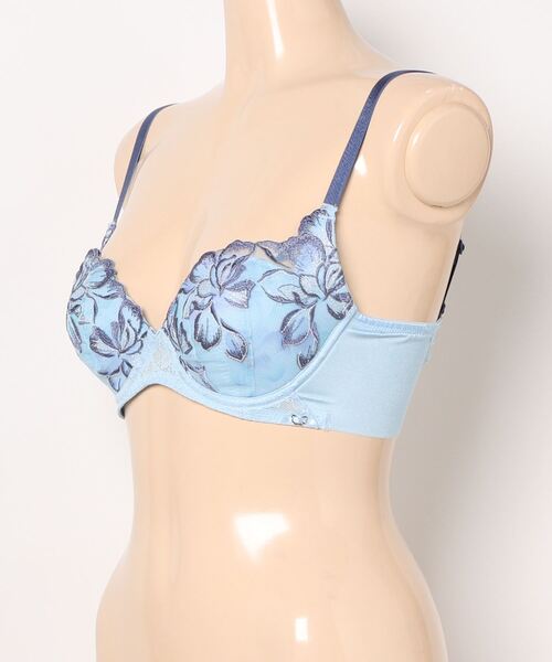 TRIUMPH(トリンプ)の「天使のブラ 魔法のハリ感606 ブラジャー【B,Cカップ】 TR606 WHU(ブラジャー・レディース・ホワイト/ベージュ/パープル/ブルー/グレー・C75/C70/C80/C65/B75/B70)」の8枚目の写真