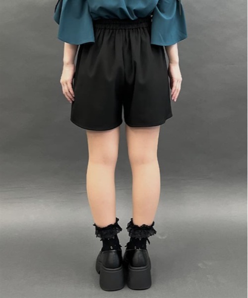 axes femme POETIQUE（アクシーズファムポエティック）の「チェーンフラップキュロット（その他パンツ・レディース・ネイビー/ブラック・MEDIUM）」の8枚目の写真