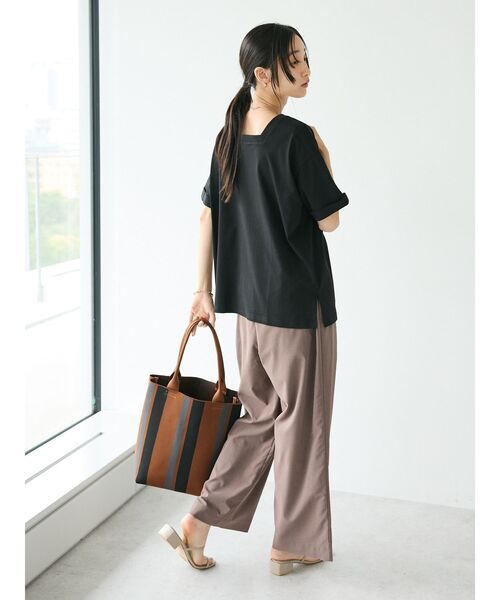 CRAFT STANDARD BOUTIQUE(クラフトスタンダードブティック)の「接触冷感/抗菌防臭/ 前後2WAY半袖スクエアネックTee(Tシャツ/カットソー・レディース・ラベンダー/アイボリー/ブラック/サックスブルー・FREE)」の22枚目の写真