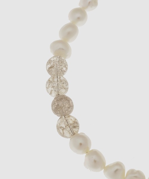 Preek(プリーク)の「BAROQUE PEARL CRACKED CRYSTAL NECKLACE(ネックレス・レディース・ホワイト・FREE)」の3枚目の写真