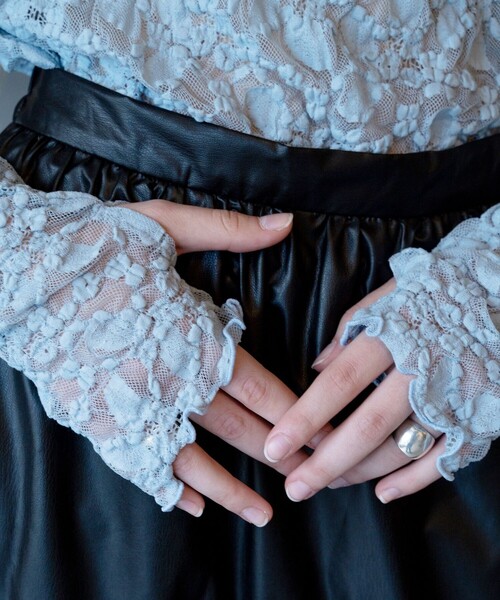 FREAK'S STORE（フリークスストア）の「チュールレース ロンT（Tシャツ/カットソー・レディース・ブラック/オフホワイト/サックスブルー・ﾌﾘ-）」の10枚目の写真
