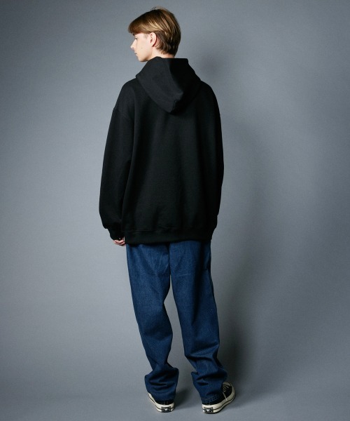 rehacer（レアセル）の「rehacer : Neck Line Wide Hoodie（パーカー・メンズ・ブラック/グレー/レッド・MEDIUM/LARGE/X-LARGE）」の9枚目の写真