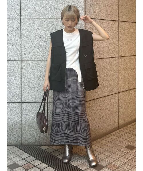 MURUA（ムルーア）の「ウェーブチェックナロースカート（スカート・レディース・パープル/グレー・FREE）」の3枚目の写真