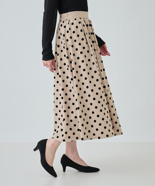 DRESKIP（ドレスキップ）の「◆コーデが決まる フロッキードットフレアスカート（スカート・レディース・マスタード/ベージュ/チャコールグレー・04/03/02）」の13枚目の写真