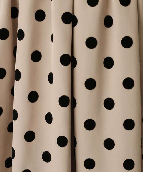 DRESKIP（ドレスキップ）の「◆コーデが決まる フロッキードットフレアスカート（スカート・レディース・マスタード/ベージュ/チャコールグレー・04/03/02）」の16枚目の写真