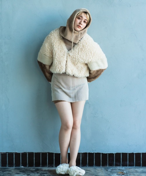 ORIENT MILLINERY(オリエント ミリナリー)の「MALL KNIT BALACLAVA 波編みバラクラバ(ニットキャップ/ビーニー・レディース・ブラック/ベージュ/オレンジ・FREE)」の4枚目の写真