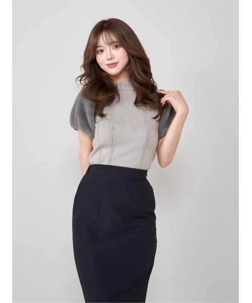 Darich（ダーリッチ）の「ファースリーブDDニットトップス（ニット/セーター・レディース・ベージュ/ブラック/グレー・FREE）」の2枚目の写真