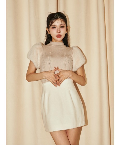 Darich（ダーリッチ）の「ファースリーブDDニットトップス（ニット/セーター・レディース・ベージュ/ブラック/グレー・FREE）」の4枚目の写真