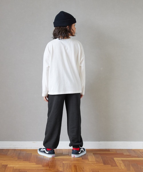 coca(coca)(コカ)の「キッズ カレッジプリント スウェットジョガーパンツ(スウェットパンツ・キッズ・ダークグリーン/ブラック・120/130/140/150)」の3枚目の写真