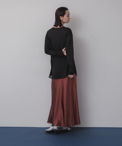 SENSE OF PLACE by URBAN RESEARCH(センスオブプレイスバイアーバンリサーチ)の「ラウンドテールシアールーズトップ(Tシャツ/カットソー・レディース・ネイビー/ブラック/オフホワイト・ONE)」の8枚目の写真