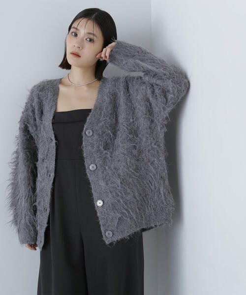 NATURAL BEAUTY BASIC(ナチュラルビューティーベーシック)の「◇Vネック起毛コーディガン(カーディガン/ボレロ・レディース・チャコールグレー/オフホワイト/ベージュ・FREE)」の8枚目の写真
