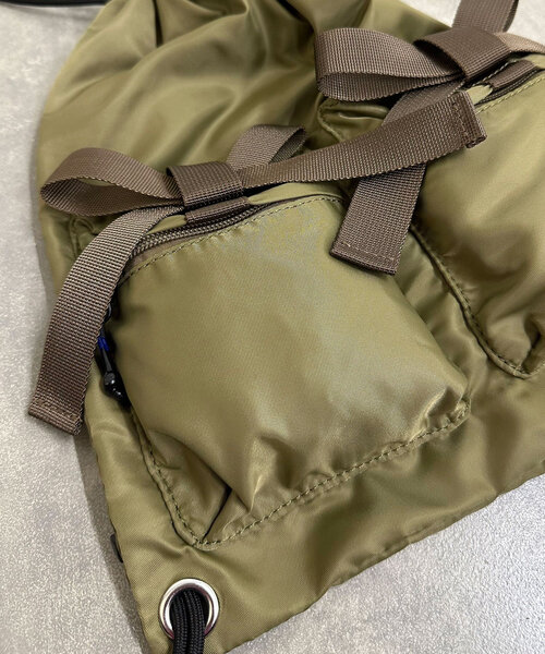 CIAOPANIC（チャオパニック）の「テープリボンナイロンナップザック（バックパック/リュック・レディース・ブラック/カーキ・FREE）」の13枚目の写真