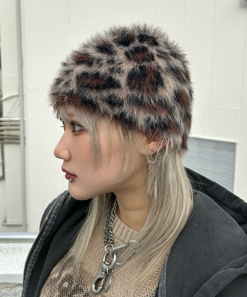 PALACE ビーニー　ファー　TEDDY BEANIE FOX ニット　モヘア PALACE ビーニー ファー TEDDY BEANIE FOX ニット モヘア - メルカリ