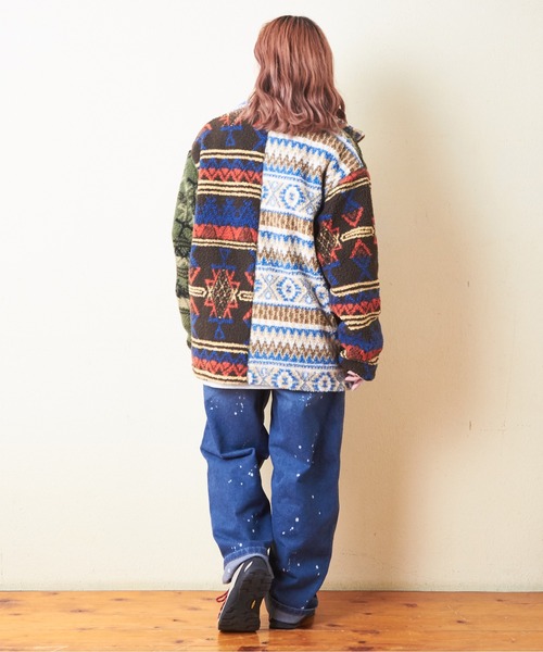 CUBE SUGAR（キューブシュガー）の「総柄ボアジップアップスタンドカラージャケット（ブルゾン・レディース・ベージュ/マルチ/カーキ/ブラウン・M）」の16枚目の写真