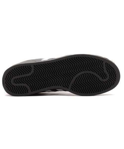 adidas(アディダス)の「adidas SUPERSTAR / アディダス スーパースター(スニーカー・メンズ・ブラック・23.5cm/24.0cm/24.5cm/25.0cm/25.5cm/26.0cm/26.5cm/27.0cm/27.5cm/28.0cm/29.0cm/23.0cm/28.5cm/30.0cm/22.5cm)」の6枚目の写真