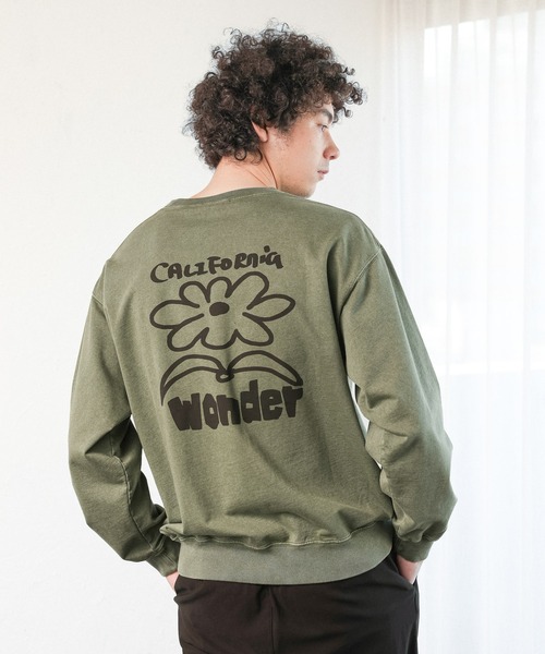 BAYFLOW（ベイフロー）の「フラワーバックプリント長袖Ｔシャツ（スウェット・メンズ・ライトパープル/カーキ/オフホワイト/チャコールグレー・MEDIUM/LARGE）」の3枚目の写真